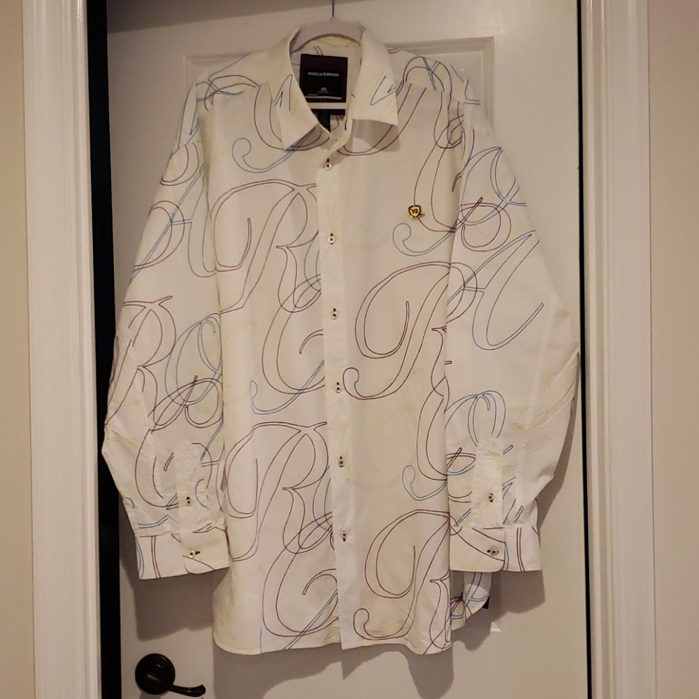 Rocawear Long Sleeve Button Down Shirt (Big &Tall)